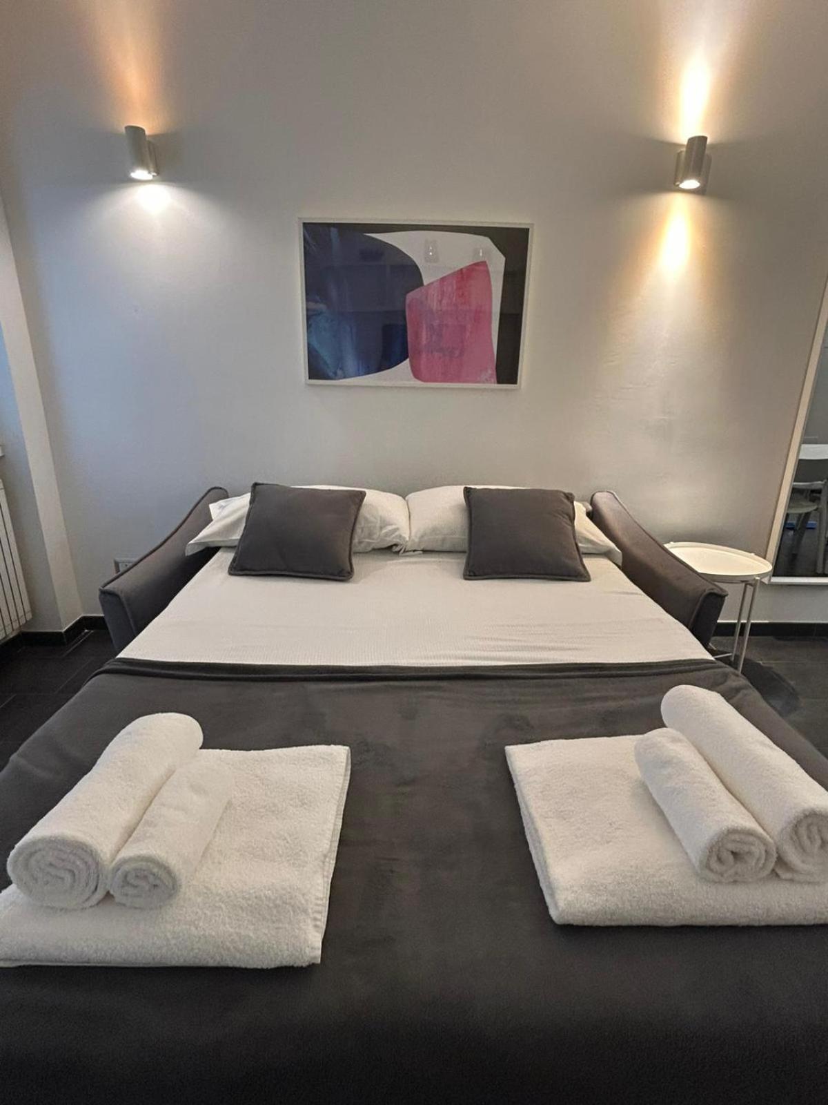 Nomentana White Apartments By Ghor Roma Ngoại thất bức ảnh