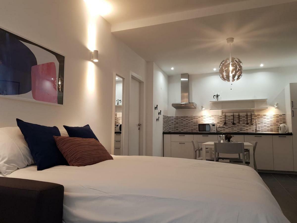 Nomentana White Apartments By Ghor Roma Ngoại thất bức ảnh